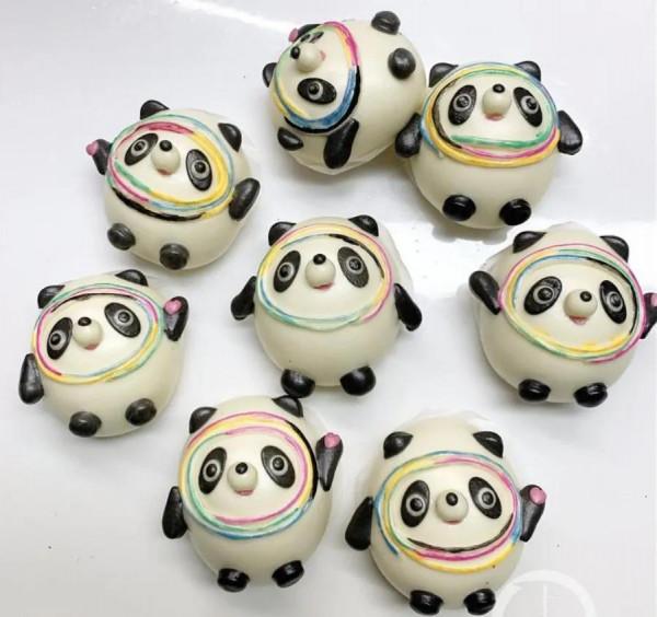 饅頭版&OpenCurlyDoubleQuote;冰墩墩&rdquo;