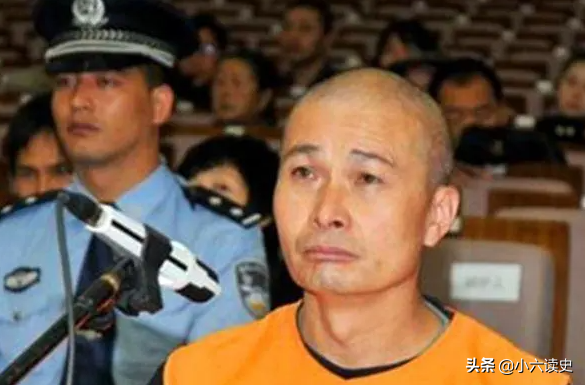 雲南“土黃後”楊菊芬,從洗腳小妹變成帶著全家販毒的大毒梟 雲南“土黃後”楊菊芬,從洗腳小妹變成帶著全家販毒的大毒梟