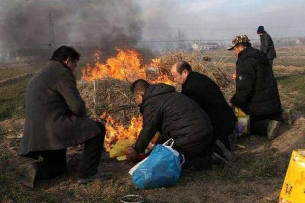 為何不能留死人衣物？並非迷信，但越親近越要都燒了