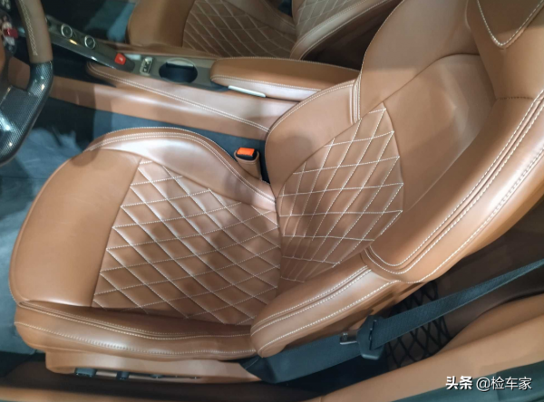 9年才開了幾千公里,這輛法拉利F12太少見!值不值280萬? 9年才開了幾千公里,這輛法拉利F12太少見!值不值280萬?