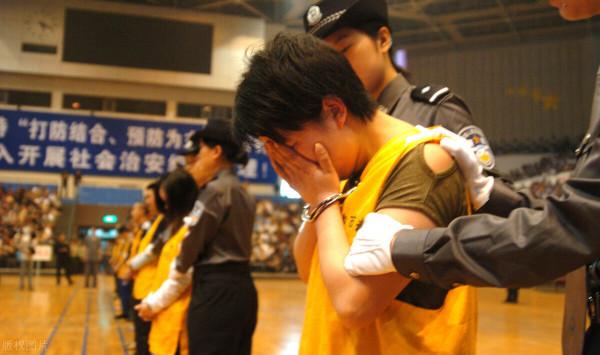 被判處死刑的罪犯,在執行死刑前,可以選擇自己的“死法”嗎? 被判處死刑的罪犯,在執行死刑前,可以選擇自己的“死法”嗎?