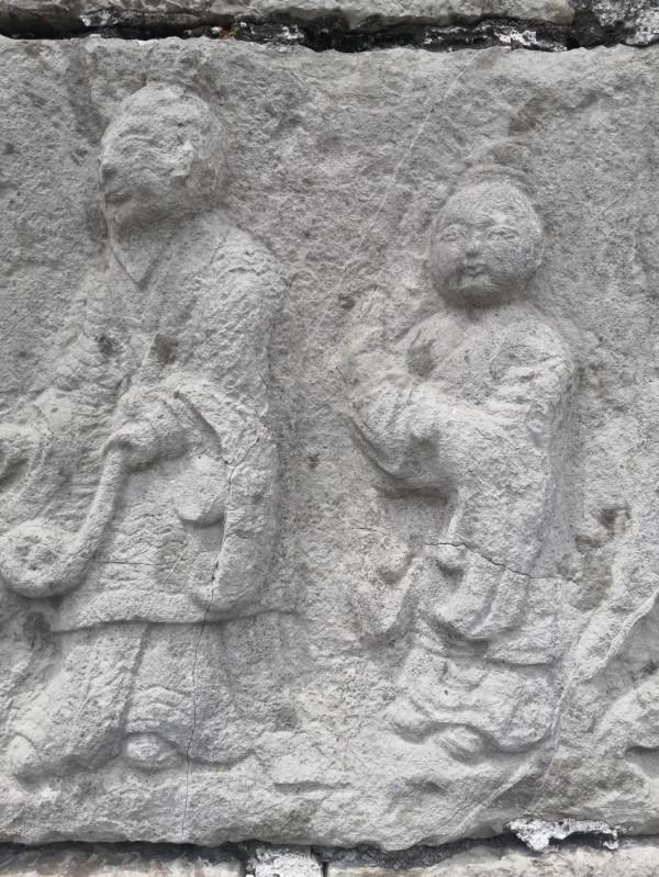 知道嗎？陝西唯一的青石殿，藏在荒野中的寶藏，竟然還不要門票