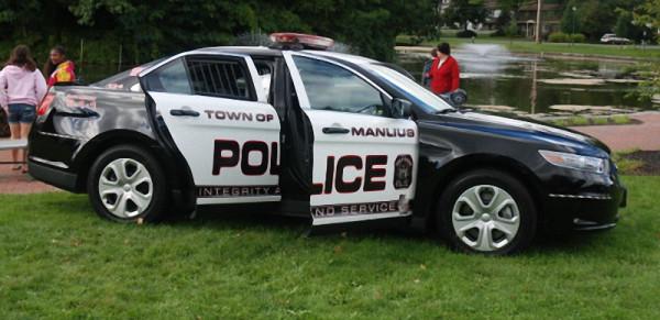 美國警察出警,為什麼從不關車門? 美國警察出警,為什麼從不關車門?