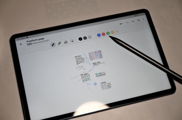 軟硬體實力兼具,榮耀V7 Pro為什麼能和蘋果、華為抗衡? 軟硬體實力兼具,榮耀V7 Pro為什麼能和蘋果、華為抗衡?