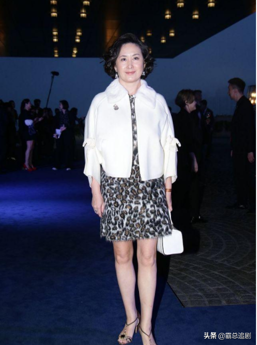 被梁安琪提攜，從小馬仔到“澳門新賭王”，周焯華經歷了啥？