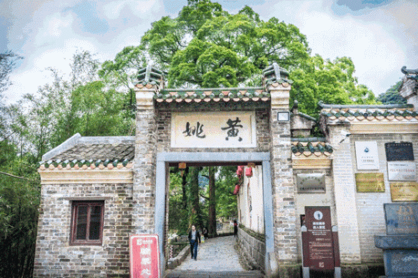 2020年吃相最難看的景點,有一個景點套票達900元,一碗麵賣50元 2020年吃相最難看的景點,有一個景點套票達900元,一碗麵賣50元