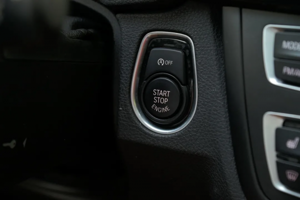 23萬圓夢寶馬GT 328i,前任戴墊嶄嶄新 23萬圓夢寶馬GT 328i,前任戴墊嶄嶄新