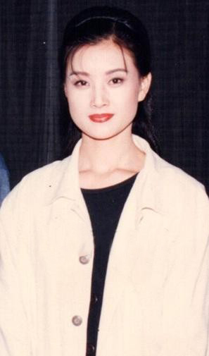 辣妹子宋祖英：與丈夫一見鍾情，40歲高齡產子，如今幸福美滿