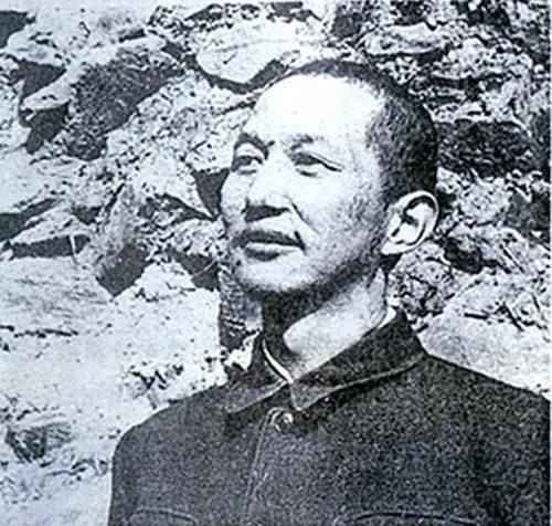 美軍千架飛機發起“絞殺戰”,洪學智巧施奇謀讓143萬人穿上棉衣 美軍千架飛機發起“絞殺戰”,洪學智巧施奇謀讓143萬人穿上棉衣