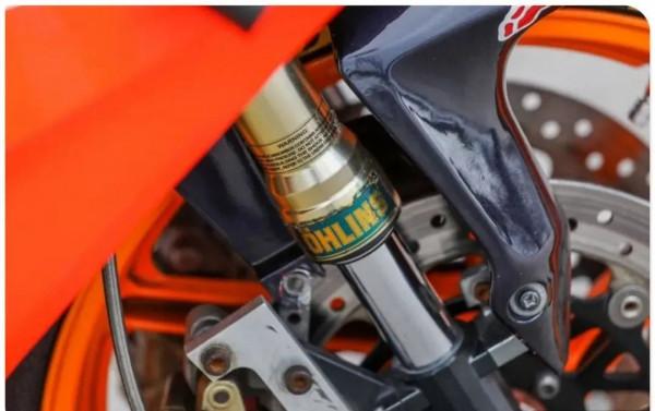 本田彎梁RS150R,配置超強 本田彎梁RS150R,配置超強