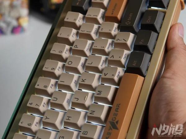 可換配件 手裡鍵Hanzo半藏無線機械鍵盤體驗 可換配件 手裡鍵Hanzo半藏無線機械鍵盤體驗