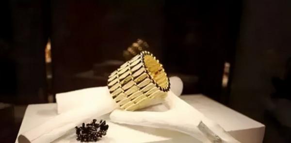 為什麼現在寶玉石都用K金鑲嵌? 為什麼現在寶玉石都用K金鑲嵌?