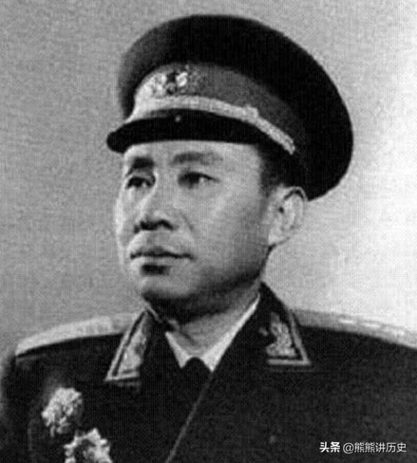 第四野戰軍八個主力部隊的軍長，在建國後，都被授予了什麼軍銜