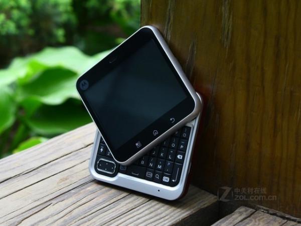 盤點智慧手機那些被淘汰的設計 00後沒幾個認識 盤點智慧手機那些被淘汰的設計 00後沒幾個認識