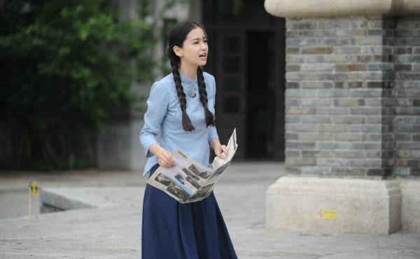 楊冪和楊穎都很大氣，穿上民國風服裝，看著太像學生了