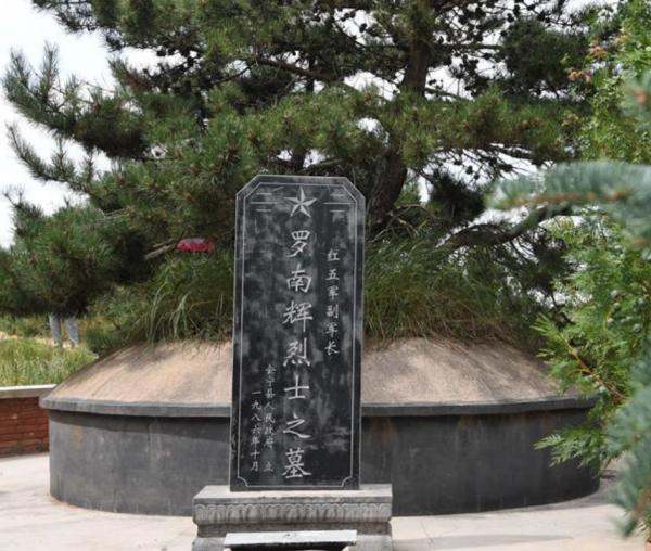 軍委書記不幸被捕,卻主動寫信獄長:千萬別放我走!獄長:快攆走 軍委書記不幸被捕,卻主動寫信獄長:千萬別放我走!獄長:快攆走