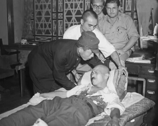 東條英機臨死之前留下4字遺言,子女嚴格遵守,卻被孫女徹底打破 東條英機臨死之前留下4字遺言,子女嚴格遵守,卻被孫女徹底打破