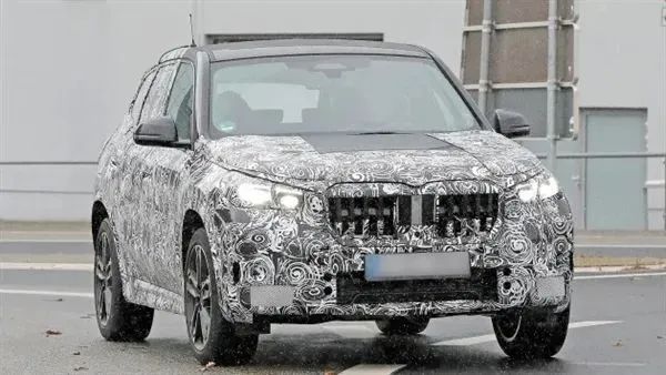 東風標緻308SW旅行車曝光，想學凡爾賽？