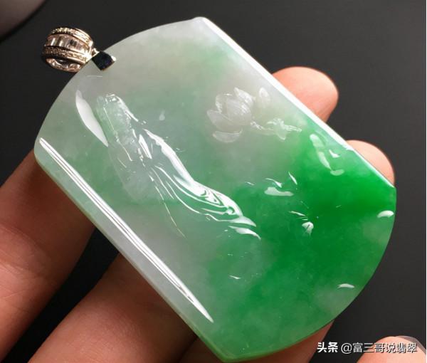 行家詳解佩戴翡翠的那些講究：翡翠不是你想戴就能戴的