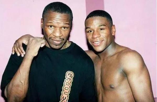 梅威瑟拳擊的黑暗時刻！捱到一頓暴揍，險些被陪練4回合KO