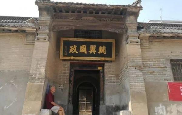 鄭州一“特殊”釘子戶,什麼條件都搬遷,如今已是一處旅遊景點 鄭州一“特殊”釘子戶,什麼條件都搬遷,如今已是一處旅遊景點