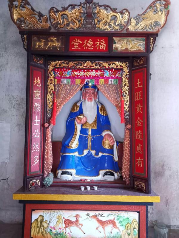 雷州有座千年古祠，全國罕見的五代石人石狗