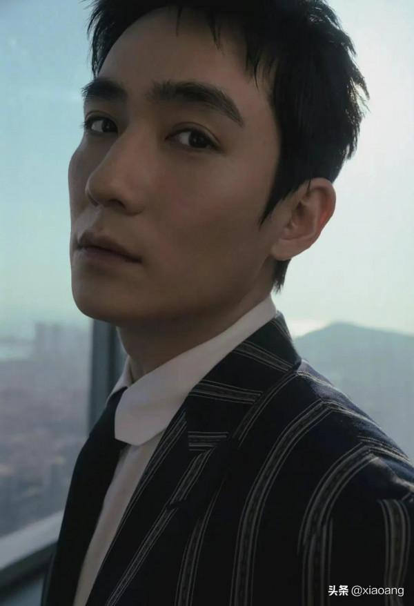 朱一龍出席芭莎慈善夜照片合集