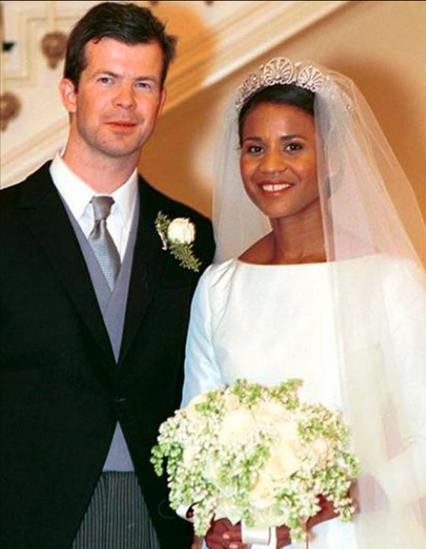 巨星傑克遜的子女都變白，這個歐洲王子偏娶黑人，小王子也是黑人