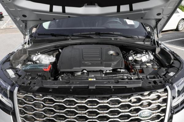 全新攬勝星脈來襲,純進口55.8萬起,標配8AT+全時四驅,值不值? 全新攬勝星脈來襲,純進口55.8萬起,標配8AT+全時四驅,值不值?