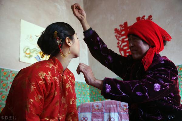風俗遵守還是打破