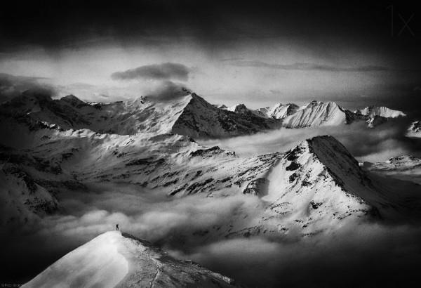 改韻沁園春，中秋感懷