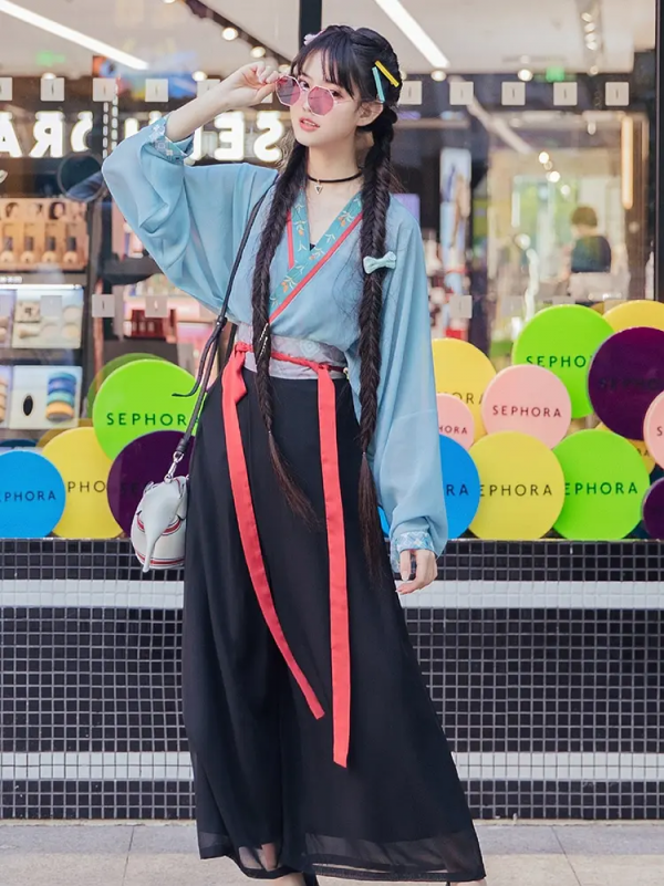 千年“闊腿褲”?清新“莫蘭迪”?速來大宋女兒衣帽間學穿搭 千年“闊腿褲”?清新“莫蘭迪”?速來大宋女兒衣帽間學穿搭