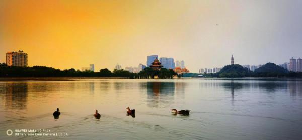 華為Mate40pro+鏡頭下中秋的日與夜 華為Mate40pro+鏡頭下中秋的日與夜