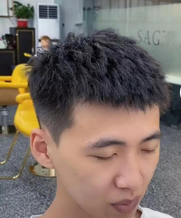 男士燙髮如何選擇，四大燙法送給你