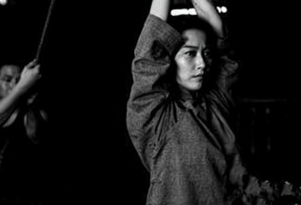 被敵人折磨兩個月，臨死被挖出心臟，黃富群：偉大的革命女紅軍