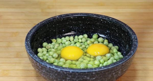 秋天多給孩子做這樣的早餐餅，增強免疫力，簡單營養，孩子愛吃