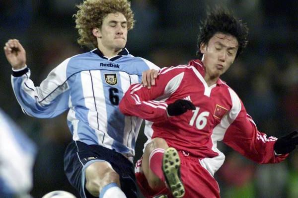 世青賽一戰成名，21歲征戰世界盃，超白金一代之“追風少年”曲波