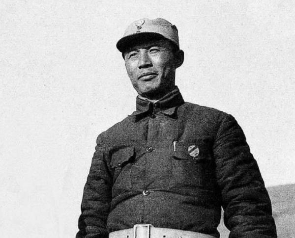 抗日戰爭結束後進入東北的部隊、主要將領有哪些？各率多少人？