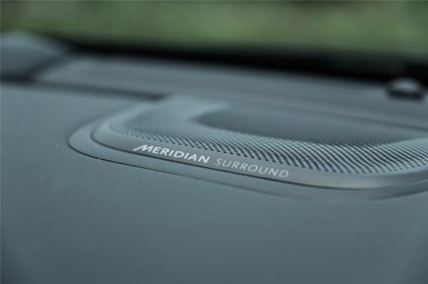 捷豹XFL:西裝下,隱藏的多面性格 捷豹XFL:西裝下,隱藏的多面性格