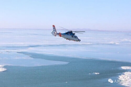 緊急出動！直擊海軍直升機冰海救援一線