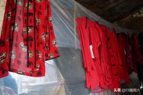 巴蜀奇人隱居山西農村，用塑膠布搭房過冬，看活成啥樣