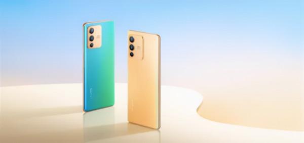 「資訊」摺疊iPhone概念渲染圖曝光,是你期待的樣子嗎? 「資訊」摺疊iPhone概念渲染圖曝光,是你期待的樣子嗎?