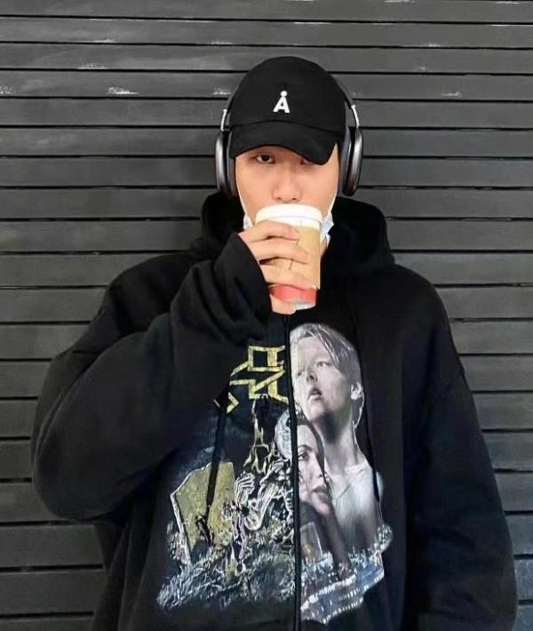 陳坤兒子終於變帥！穿300元外套變潮男，遮住嘴巴超像爸