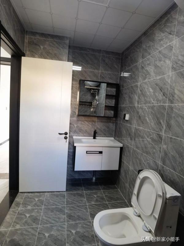 不顧反對堅持買最頂層的房子,入住後冬天在家玩堆雪人,誰見過? 不顧反對堅持買最頂層的房子,入住後冬天在家玩堆雪人,誰見過?