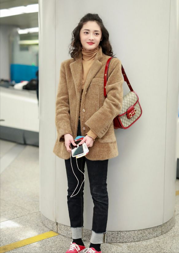 髮型有多重要？看周潔瓊就知道了，泡麵頭讓她從女神變韓劇大媽