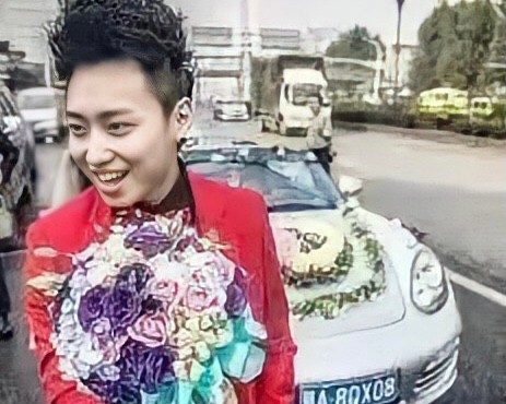 4年前的“快男冠軍”魏巡，曾被債主追到決賽，現在過得怎樣了？