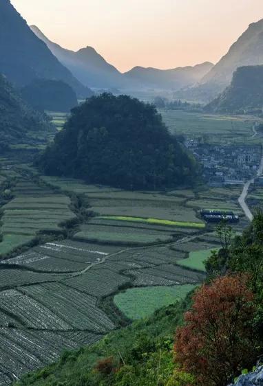 分享—十萬大山風光