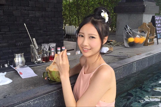 2021年僅過去8個月,就有10位知名港星去世,每一位都令人不捨 2021年僅過去8個月,就有10位知名港星去世,每一位都令人不捨