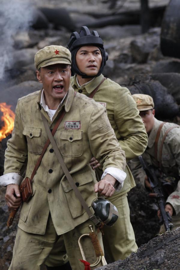 63歲老戲骨被曝離婚!與初戀結婚已35年,疑2500萬財產已分割完畢 63歲老戲骨被曝離婚!與初戀結婚已35年,疑2500萬財產已分割完畢