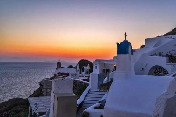 你見過海水、藍天和白雲建造的房子嗎？